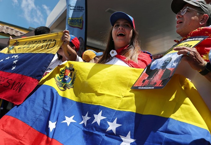 Venezolanos  propondrán ley que otorgue  beneficios en el TPS
