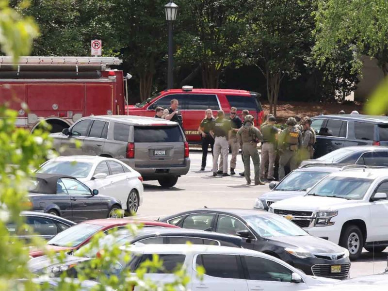 14 heridos tras tiroteo en centro comercial de Carolina del Sur