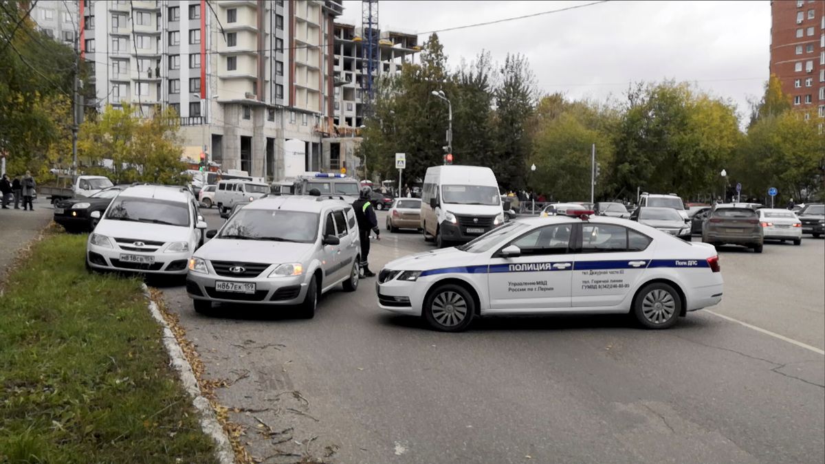 Al menos ocho personas murieron durante un tiroteo en una universidad de Rusia
