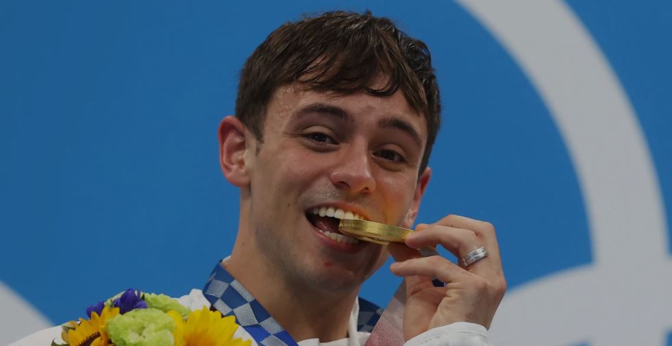 Tom Daley: La consagración olímpica de un icono gay