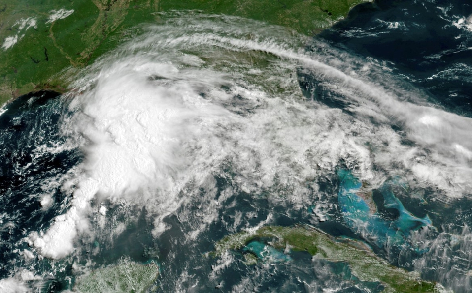 Tormenta Elsa se convirtió en huracán de categoría 1 y se dirige a Miami