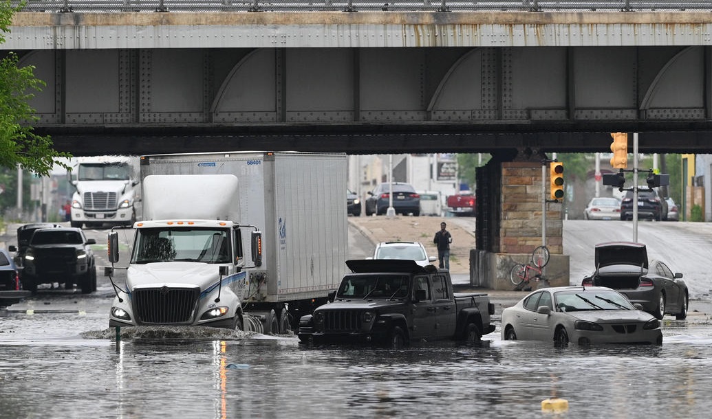 Carreteras de Estados Unidos inundadas por diferentes tormentas