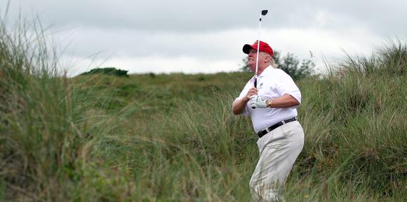 Trump perdió 40 M $ en sus campos de golf escoceses por no implementar una práctica financiera muy básica, dicen expertos