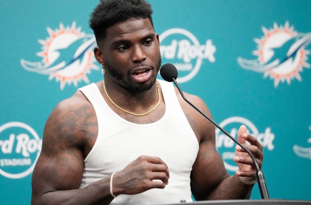 Estrella de Miami Dolphins tras desagradable encuentro con la policía: “¿Qué pasaría si yo no fuera Tyreek Hill?”