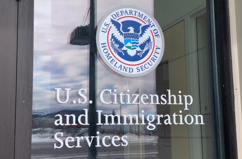 Nueva regla de USCIS para ‘no inmigrantes’ entra en vigor el 1 de octubre