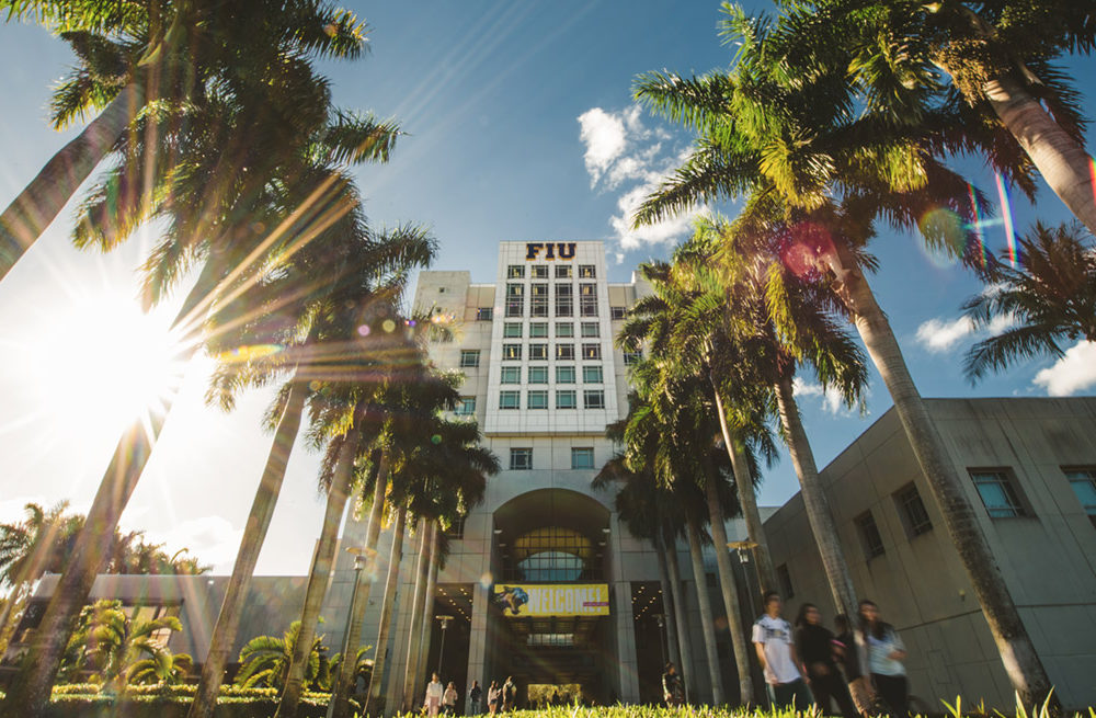 FIU destaca en clasificación de las mejores universidades públicas de EE.UU