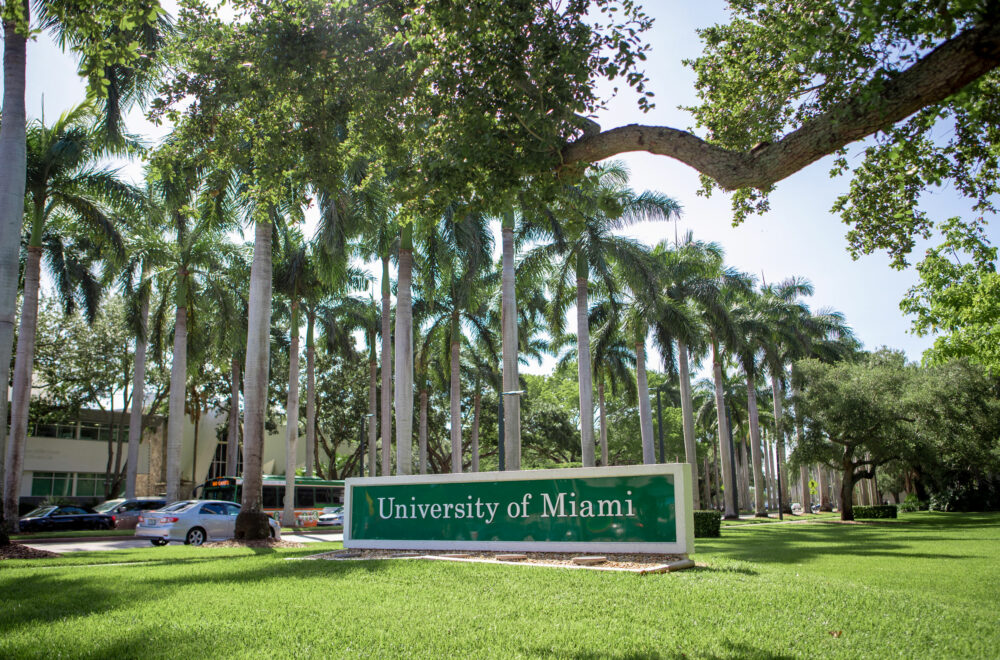 Arrestan a estudiante de Universidad de Miami: amenazó con “bombardear” el campus
