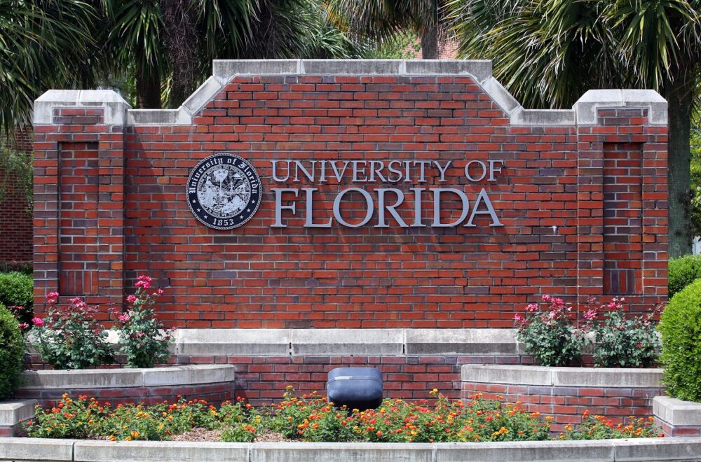 Estudiante se autodeporta tras detención de ICE y desata protestas en la Universidad de Florida