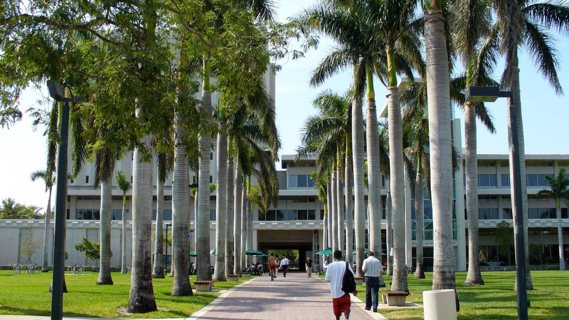 Las Mejores Universidades de la Florida en el 2020 según WalletHub