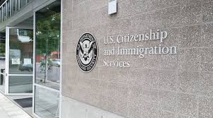 Desconocidas causas de renuncia del director del Servicio de Ciudadanía e Inmigración