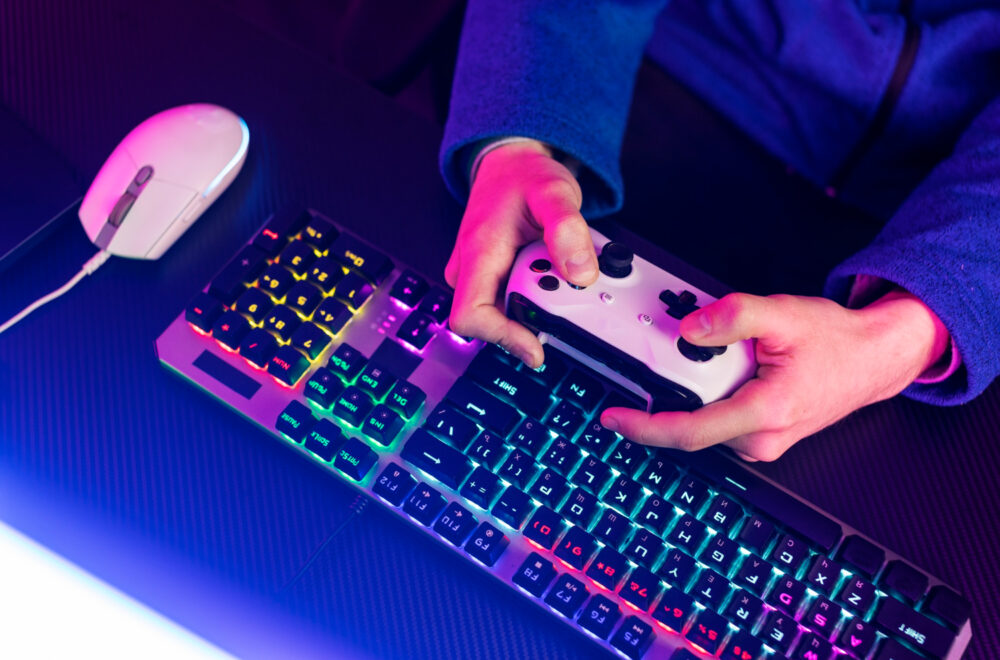 Padre de Florida dejó a su hija en la bañera por jugar videojuegos: la niña murió ahogada