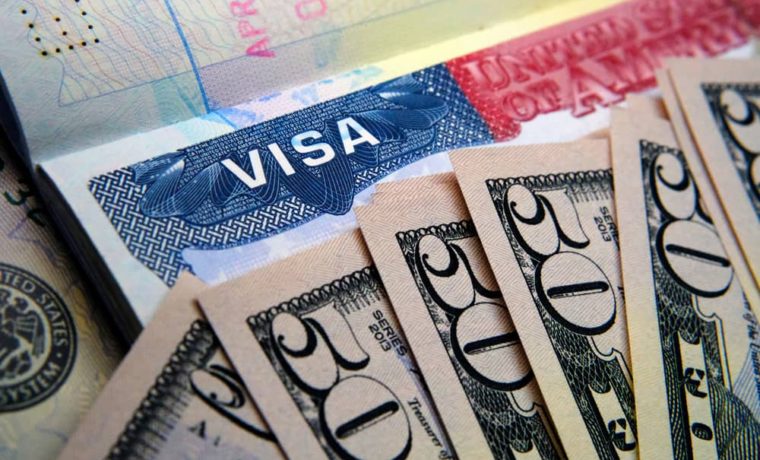 ¿Cuánto costará visa para latinos en 2023?: Lista por países