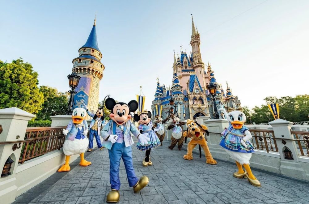 Texas propone a Disney trasladar sus parques al Estado tras polémicas en Florida