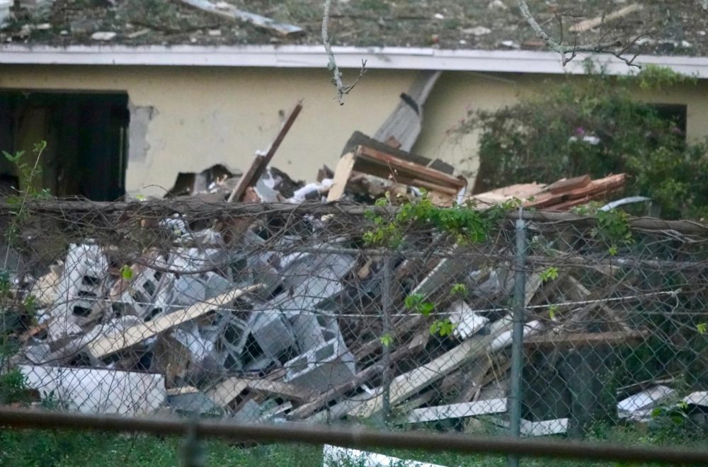 Casa en vecindario de Broward explotó: Gran bola de fuego hirió de gravedad a familia