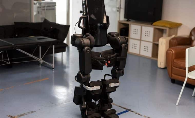 Increíble robot ayudará a caminar a personas que sufrieron infarto cerebral