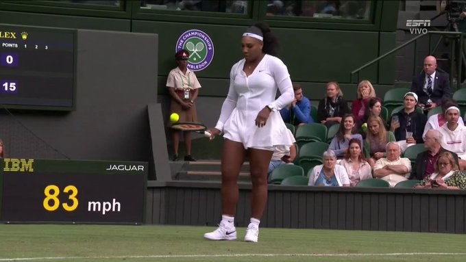 Serena Williams tuvo un amargo regreso a Wimbledon