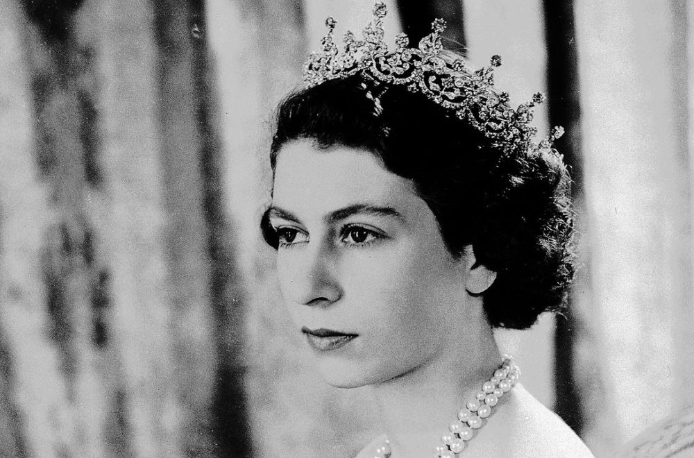 FBI reveló plan que asesinaría “por venganza” a la Reina Isabel II en EE.UU
