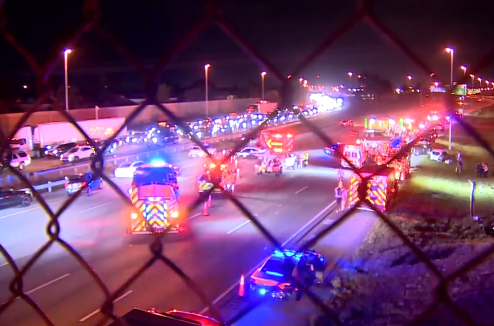 Aparatoso accidente ocasiona choque múltiple en la Turnpike, a la altura de Kendall