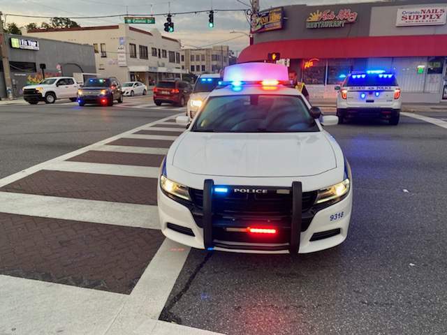Buscan a conductor involucrado en accidente fatal en Orlando