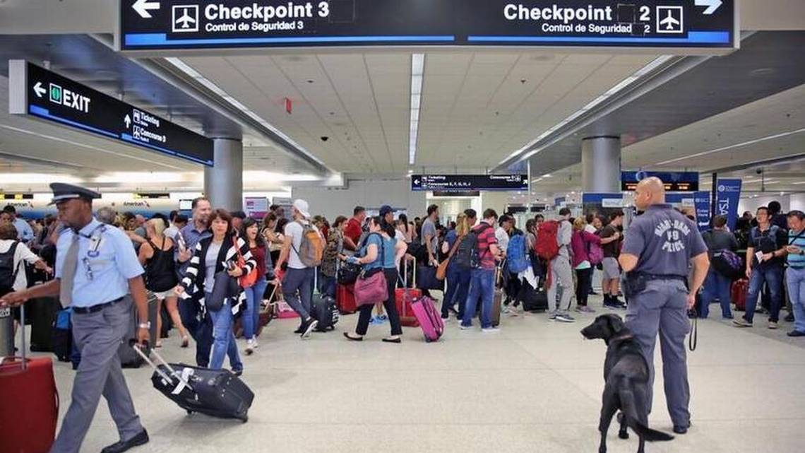 ¡Varados! Cancelan vuelos a miles de pasajeros en el Aeropuerto de Miami
