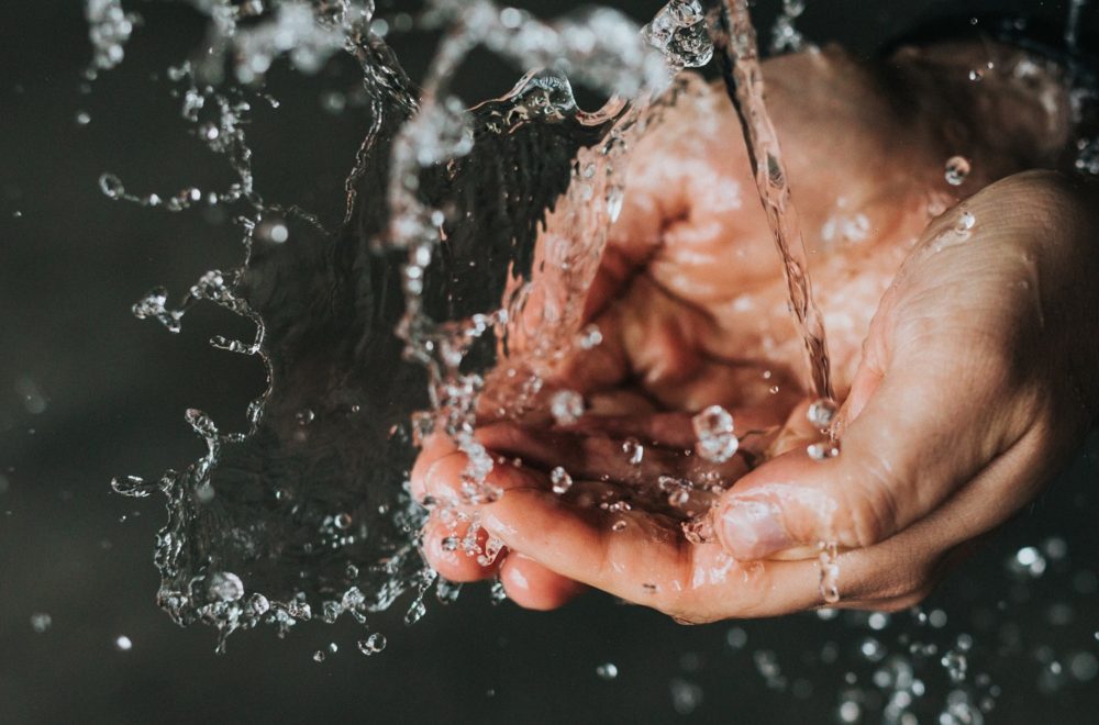Agua contaminada con sustancias tóxicas genera preocupación en Florida