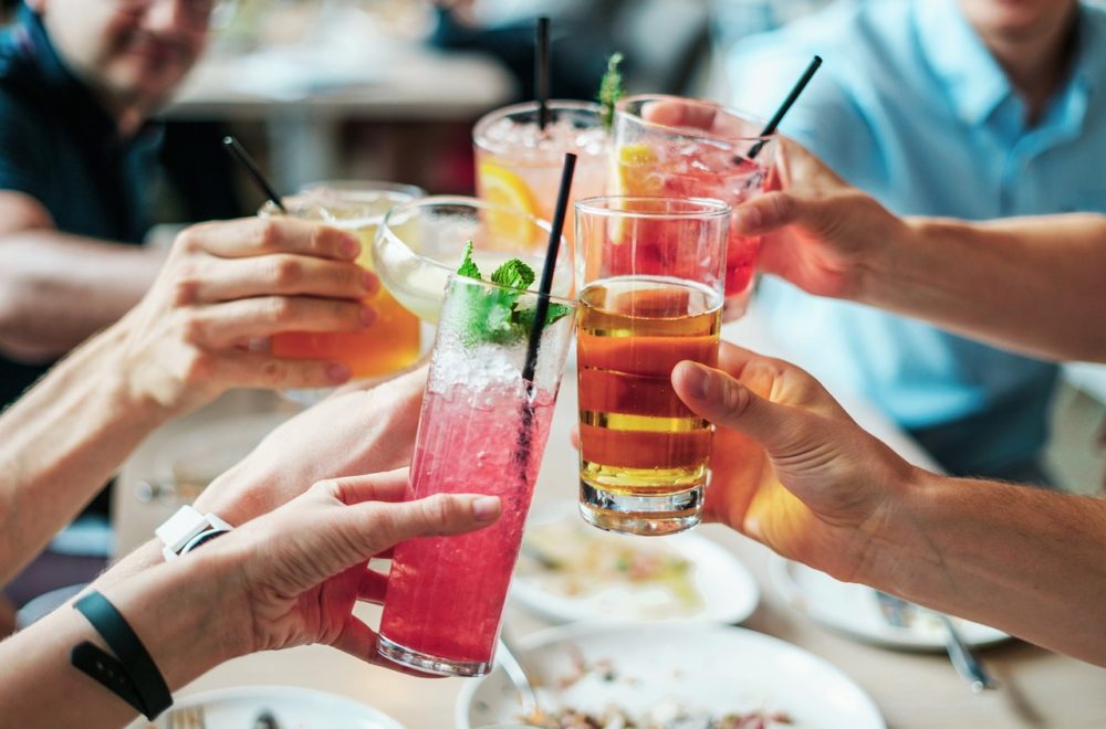 EE.UU: ¿Cuánto alcohol se bebe en promedio al día? (te sorprenderás)