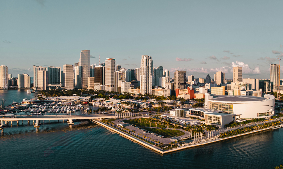 Florida recibe fondos para estudiar impacto del mar en estructuras y edificios