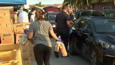 Alimentos a los más necesitados: Mira aquí los sitios de distribución de comida gratuita en Miami