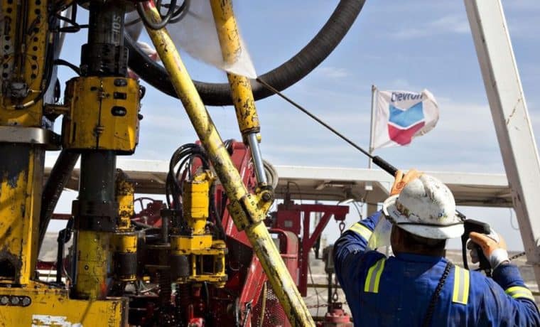 Chevron espera aprobación de EE.UU. para iniciar operaciones en Venezuela