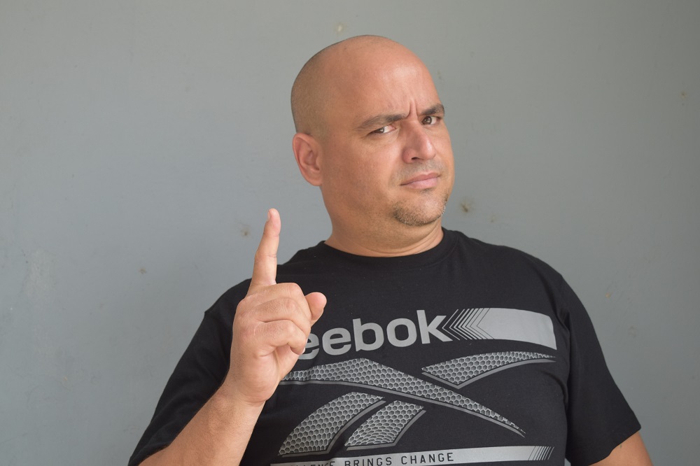 El comediante Andy Vázquez se despide de UniVista TV