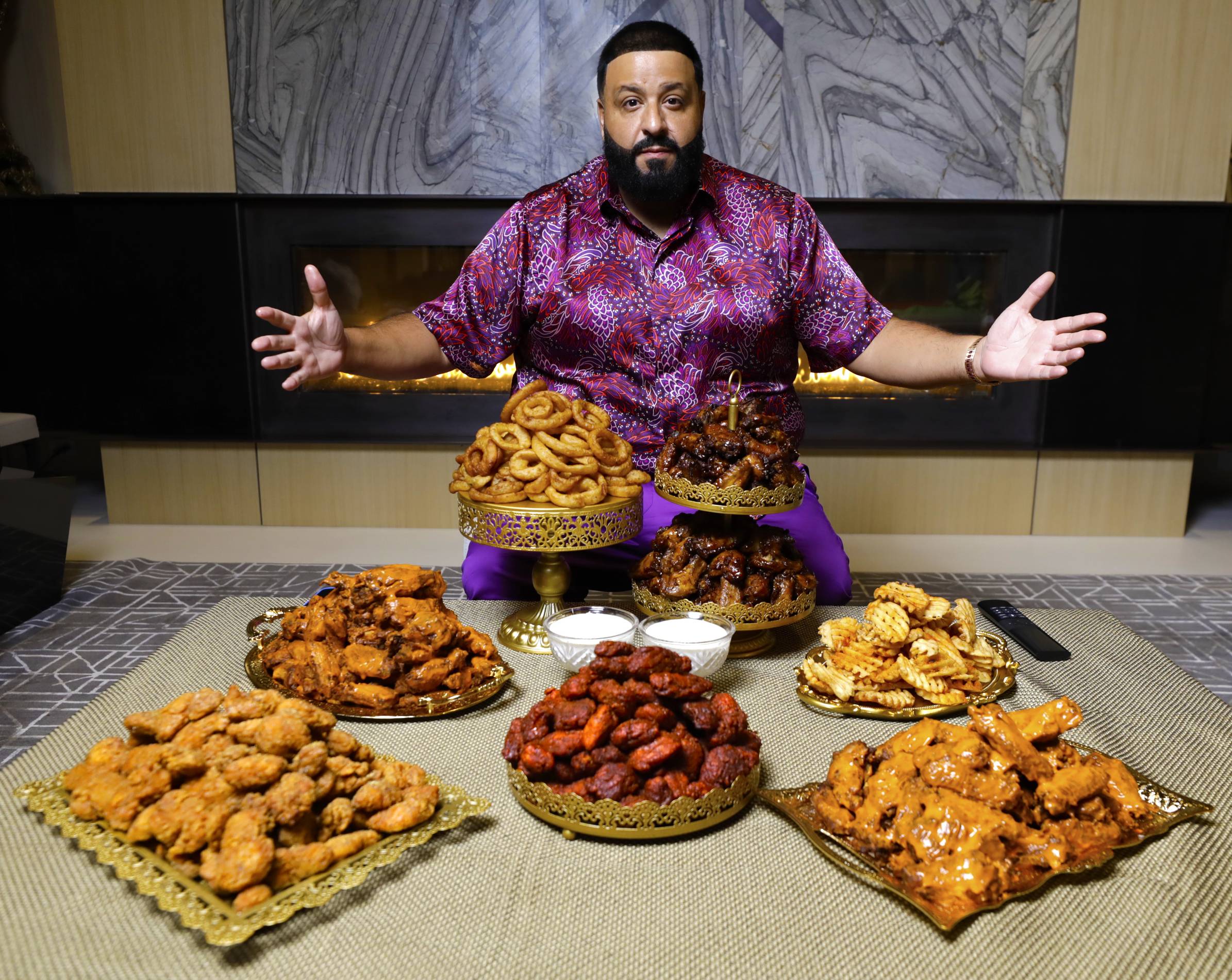 DJ Khaled se asoció con RFEF para lanzar restaurante Another Wing en Miami