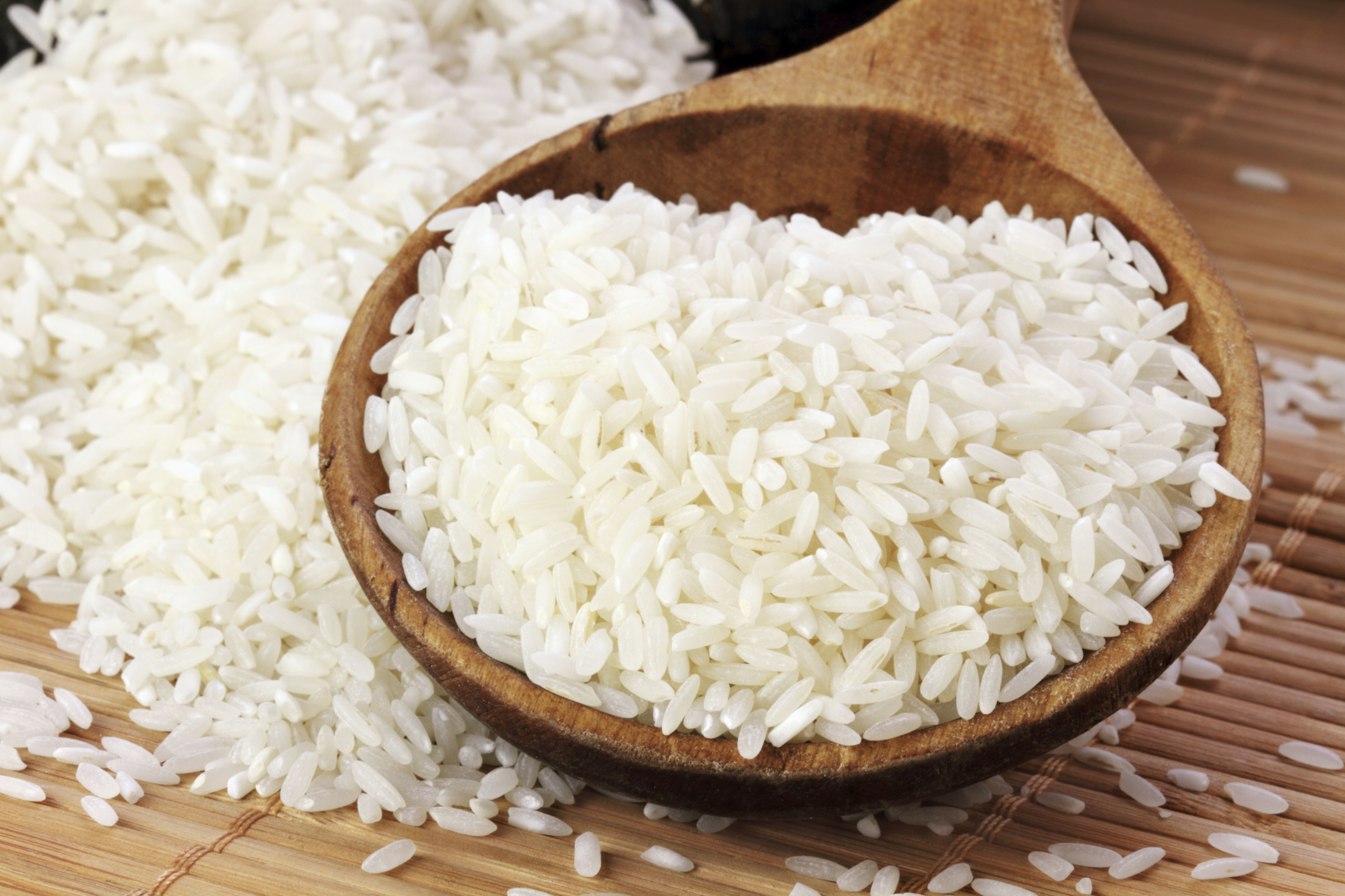 Prepara este tónico de arroz que dejará tu cabello suave y brillante