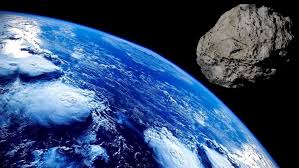Asteroide de 30 pies de ancho se acerca ‘peligrosamente’ a la Tierra (Video)