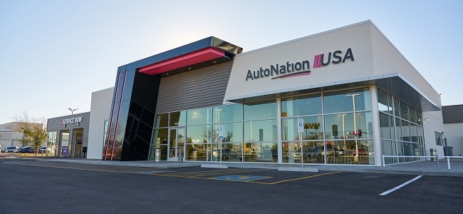 AutoNation donó más de 1000 comidas a empleados en 23 concesionarios en Florida