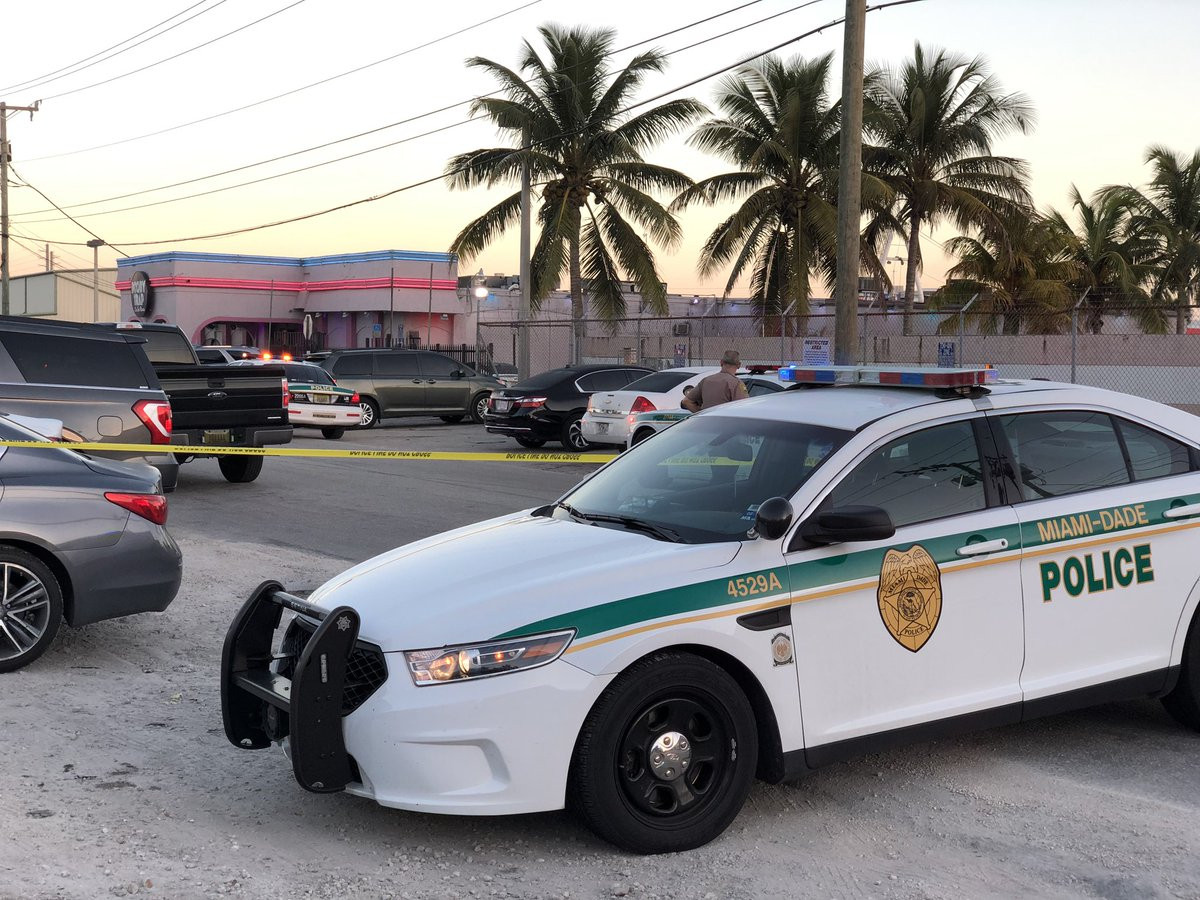 Tiroteo al noroeste de Miami-Dade cobró la vida de un hombre y dejó a otra persona herida
