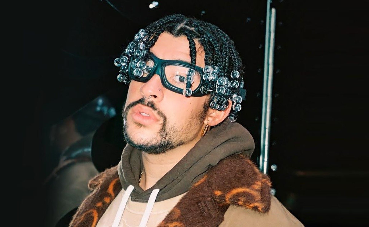 VIDEO | Bad Bunny sufre una caída en un concierto en Atlanta