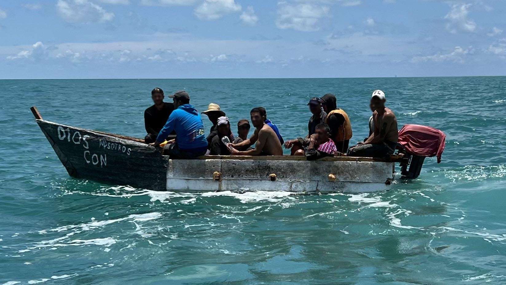 Dos grupos de balseros cubanos llegaron a los Cayos de Florida
