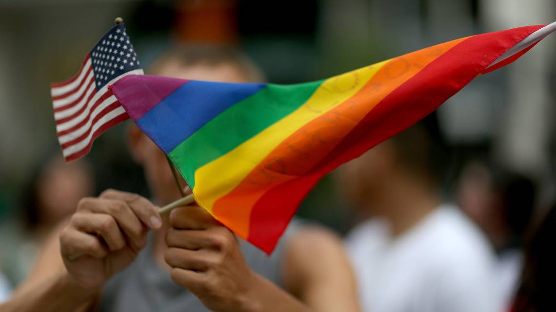 Avanza proyecto de ley “Don’t say gay” en medio de polémicas