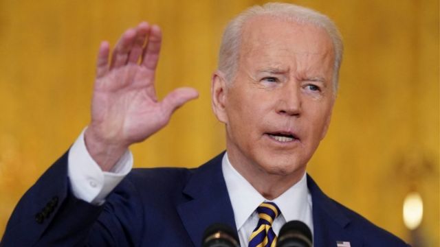 Joe Biden fue captado llamando “estúpido hijo de ***” a un reportero (+Video)