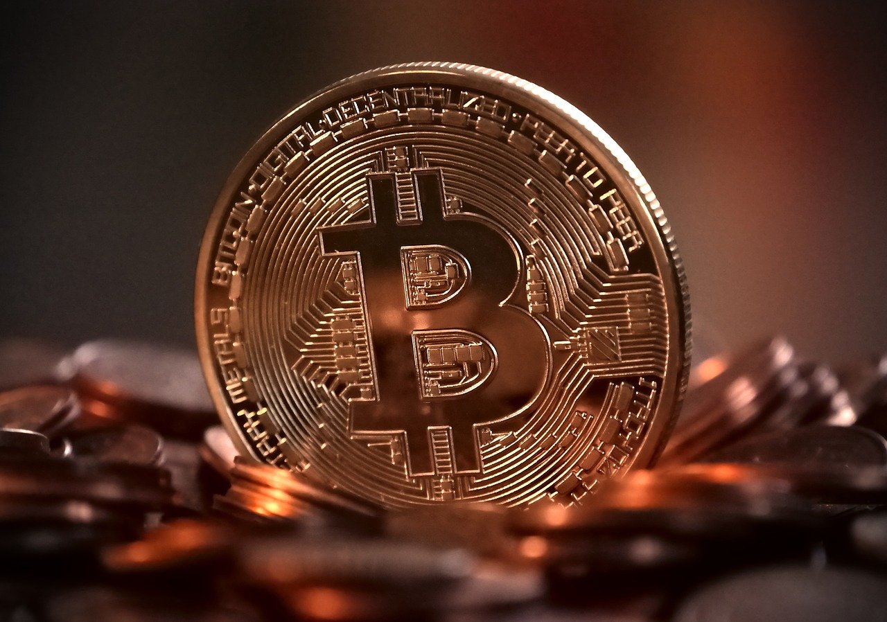 El Bitcoin alcanzó un máximo histórico superando los $35 mil dólares
