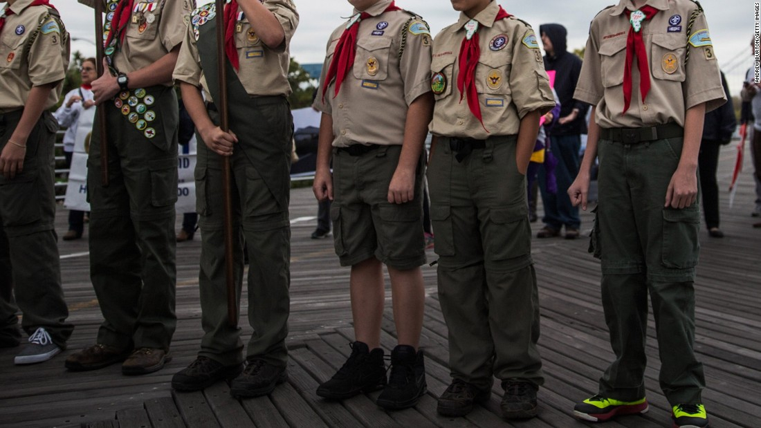 Los Boy Scouts alcanzan acuerdo de $ 850 millones para compensar a víctimas de abuso sexual 