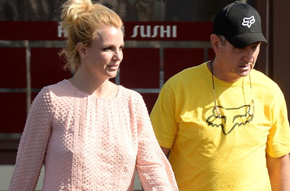 Amputan una pierna al padre de Britney Spears por peligrosa infección