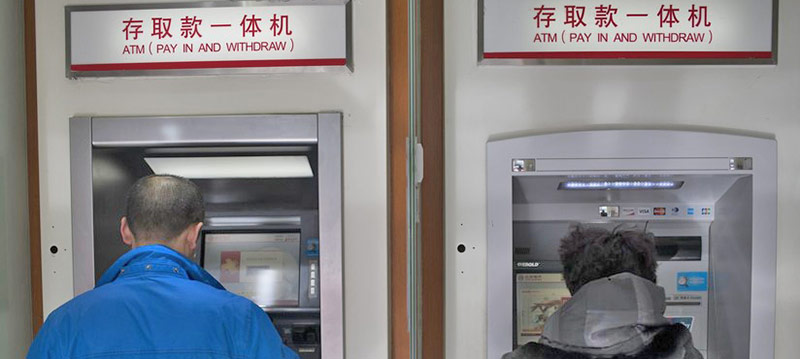En China un ladrón le devuelve el dinero a su víctima al ver su saldo en cero