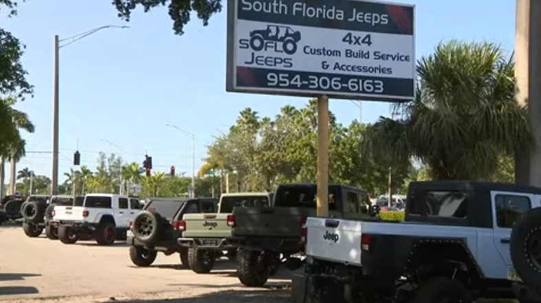 Veterano militar detuvo a un ladrón mientras huía con un vehículo en Fort Lauderdale