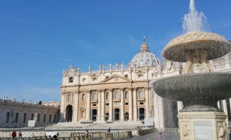 Vaticano inicia investigación sobre abusos cometidos por la iglesia en Francia