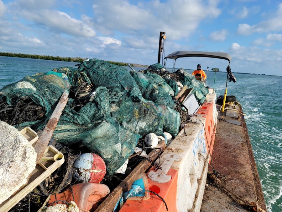 Retiran 47 toneladas de escombros de los Cayos de Florida 