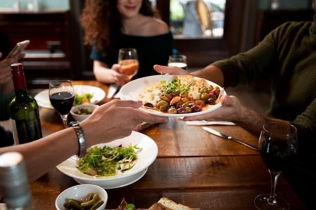 Miami se corona como la ciudad más cara para salir a cenar en EE.UU.