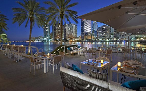 ¡Tome nota! Los mejores restaurantes para comer al aire libre en Miami