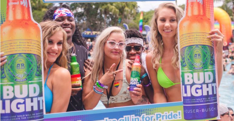 Espacios para lesbianas del sur de Florida son escasos, sepa porqué