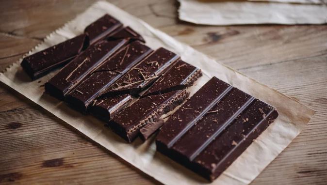 Nuevos beneficios de consumir chocolate amargo para el corazón